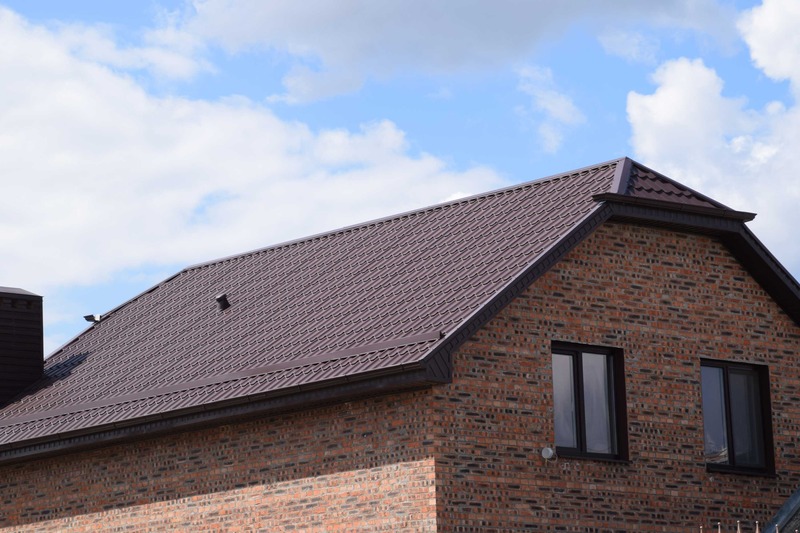 How Long Do Metal Roofs Last? Lifespan & Durability Explained